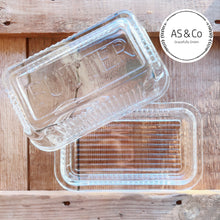 Load image into Gallery viewer, Classic Glass Butter Dish With Lid - Clear