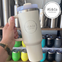 Load image into Gallery viewer, Stainless Steel Insulated 1.18L 40OZ Quencher Large Travel Cup with Handle &amp; Straw - Powder Coated
