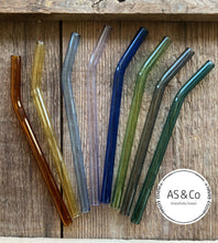Load image into Gallery viewer, Borosilicate Glass 8mm Reusable Cocktail Straws - 15cm Bent