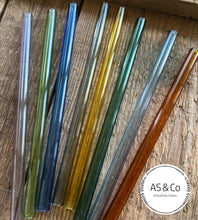 Load image into Gallery viewer, Borosilicate Glass 8mm Reusable Cocktail Straws - 15cm Straight