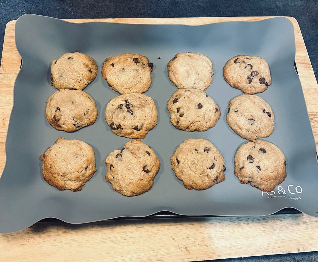 Silicone Reusable Non-stick Baking Mat - Grey